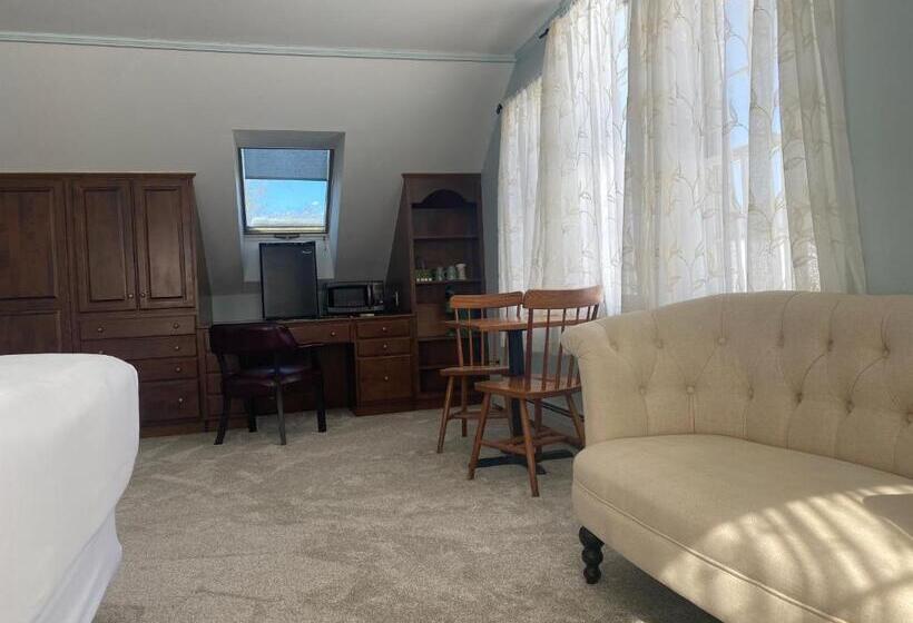 جناح ديلوكس سرير كينج, The Wildflower Inn