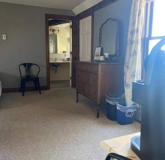 غرفة ديلوكس, The Wildflower Inn