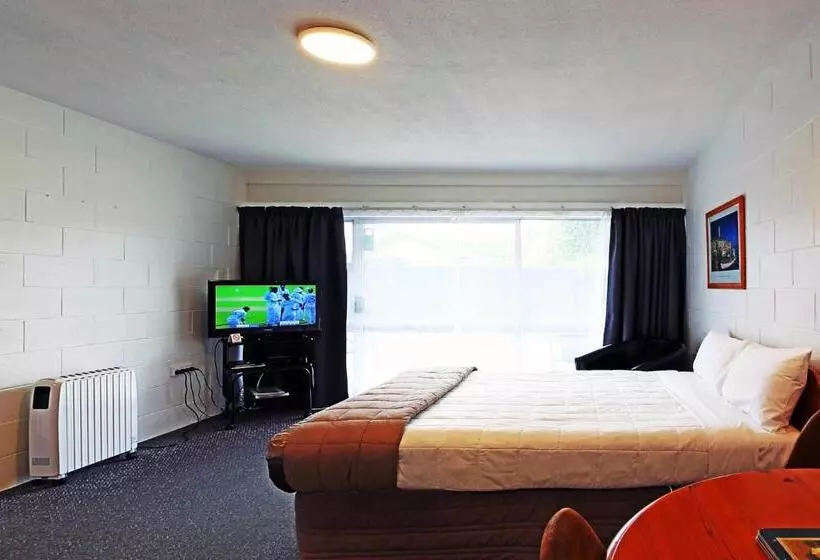 １ベッドルームアパートメント, 289 Midway Motel