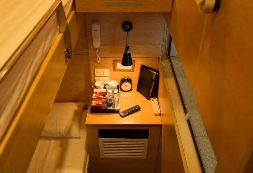 اتاق استاندارد با سرویس بهداشتی مشترک, Vatc Sleep Pod  Terminal 2