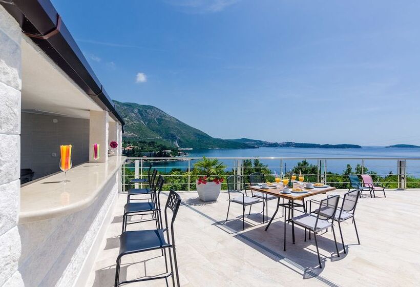 סטודיו סטנדרטי עם נוף לים ומרפסת, Apartments Sandito