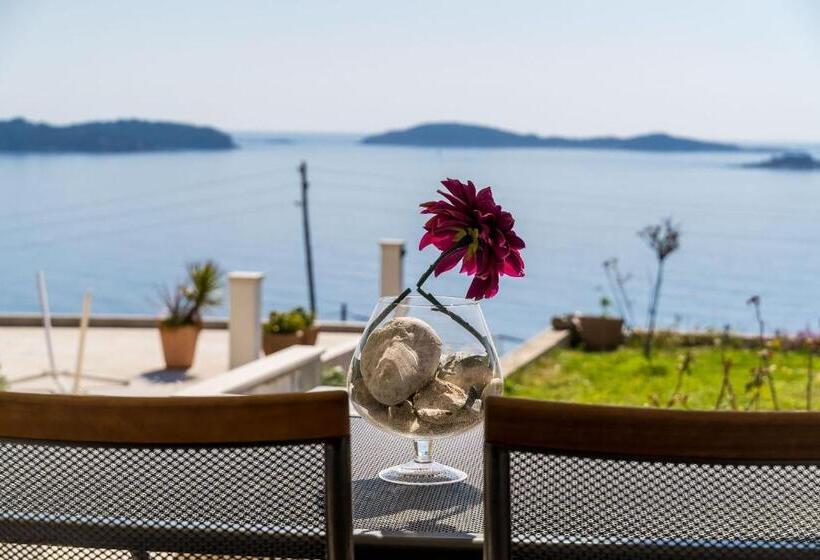 חדר סטנדרט נוף לים עם טרסה, Apartments Sandito