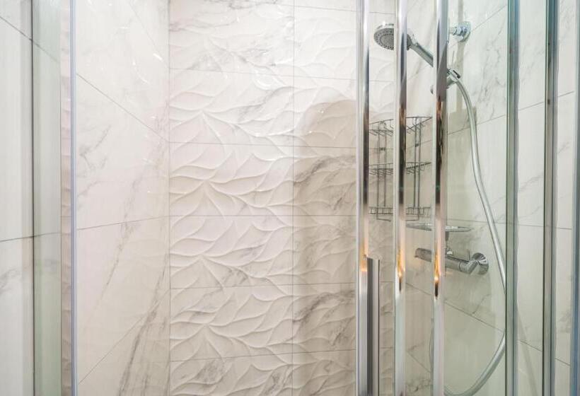 חדר סטנדרט נוף לים עם טרסה, Apartments Sandito