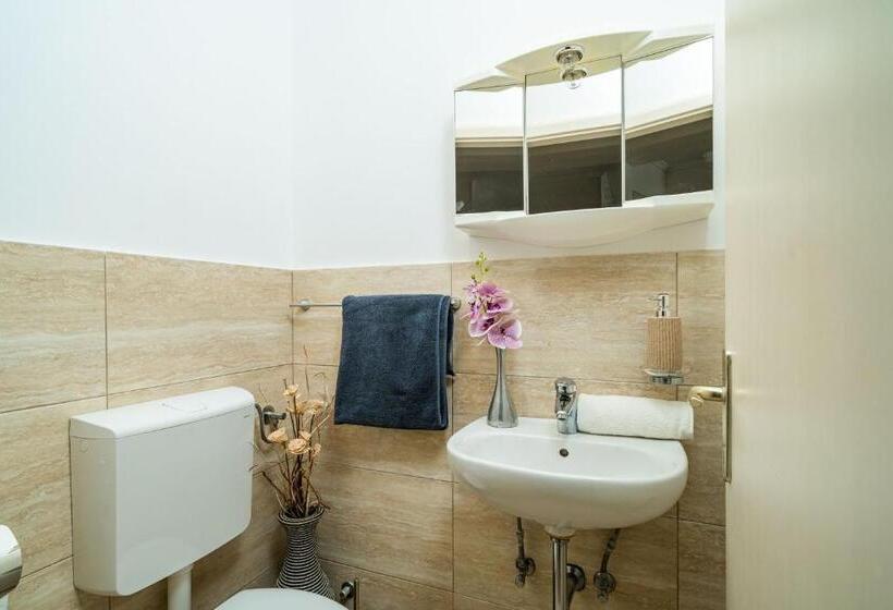 Apartamento 2 Dormitórios Vista Mar, Apartments Sandito