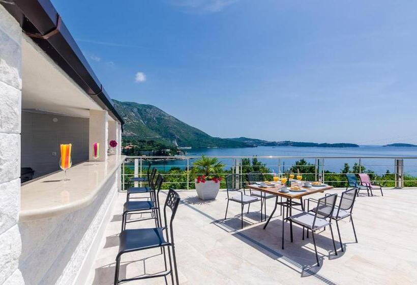 דירת חדר עם נוף לים ומרפסת, Apartments Sandito