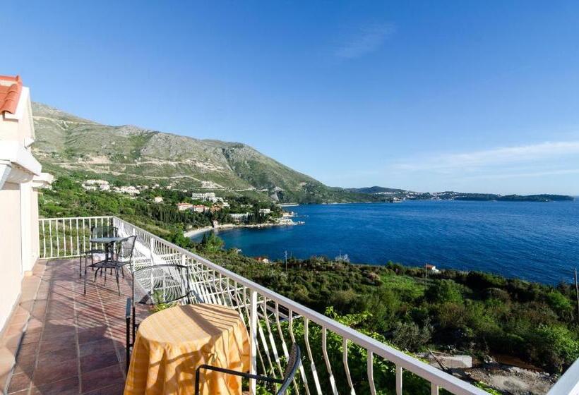 סטודיו סטנדרטי עם נוף לים ומרפסת, Apartments Sandito