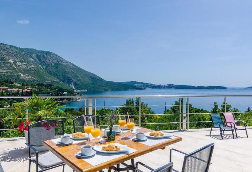 חדר סטנדרט נוף לים עם טרסה, Apartments Sandito