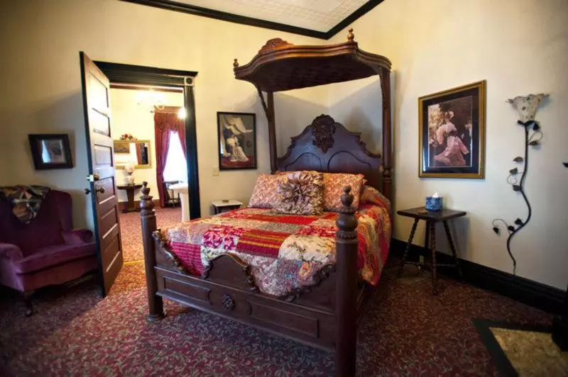 デラックススイート, Grand Victorian Inn