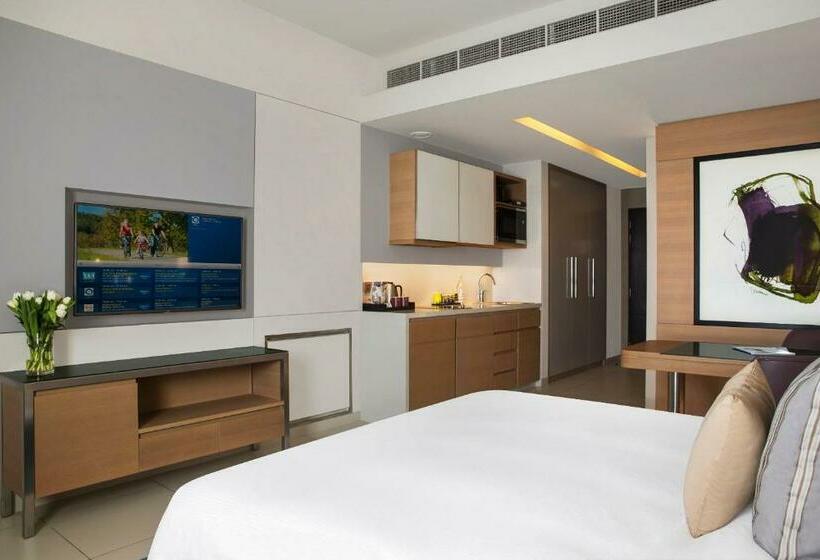 اتاق استاندارد با تخت دوبل, Capital Centre Arjaan By Rotana