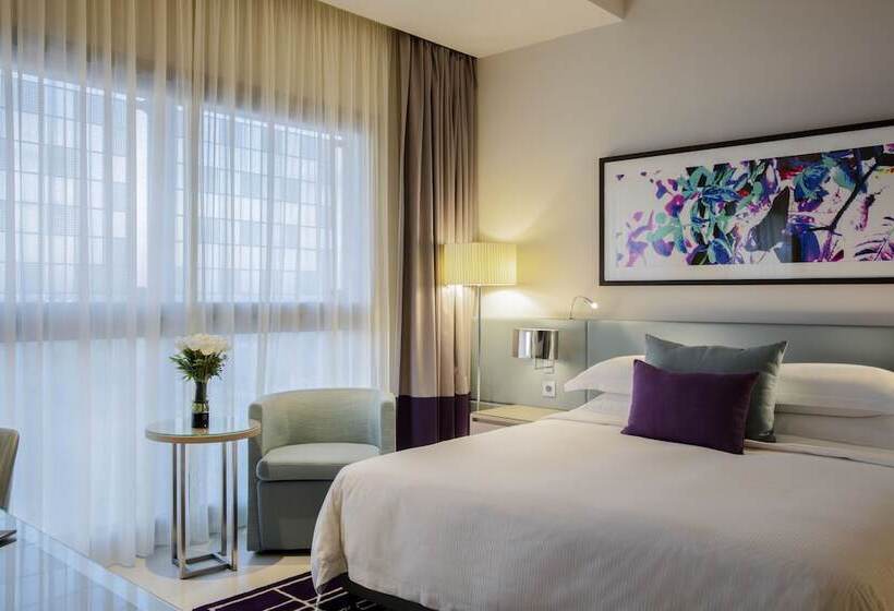 Люкс, Capital Centre Arjaan By Rotana
