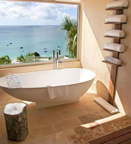 ویلای 5 خوابه, Ceblue Villas