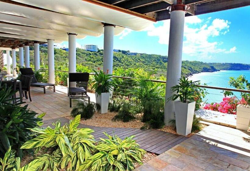 ویلای 5 خوابه, Ceblue Villas