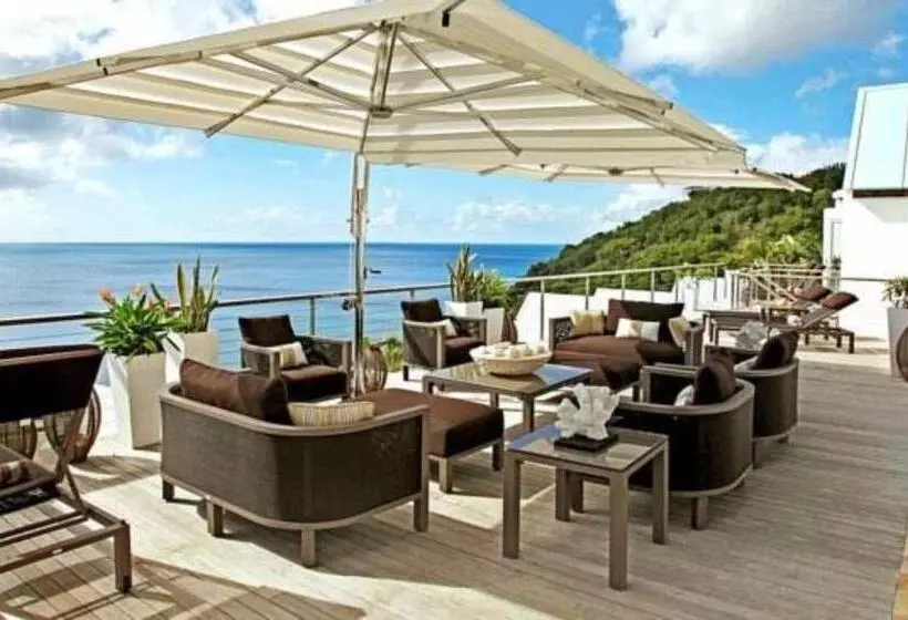 ویلای 5 خوابه, Ceblue Villas
