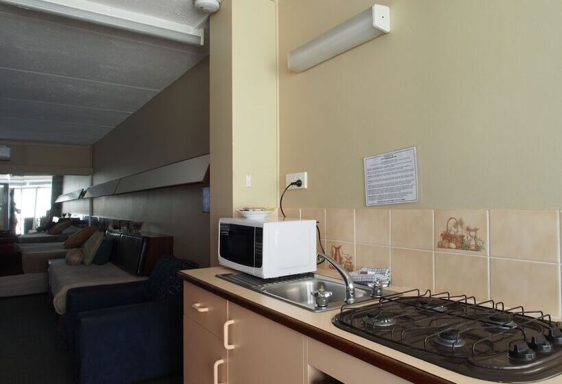 Студия Классика, City Beach Motel
