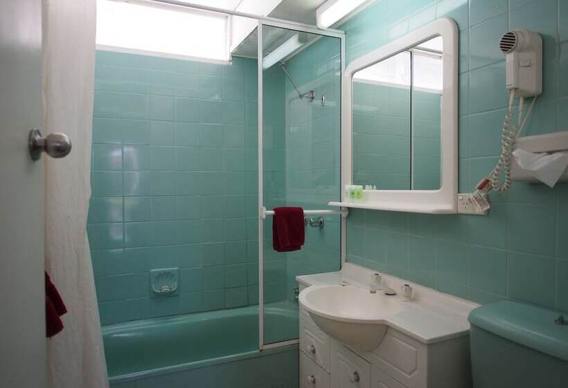 إستوديو كلاسيكى, City Beach Motel