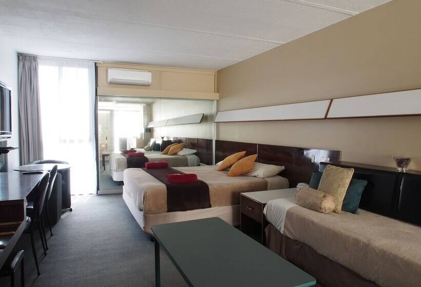 إستوديو كلاسيكى, City Beach Motel