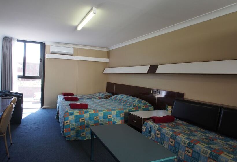 Семейное Студио, City Beach Motel