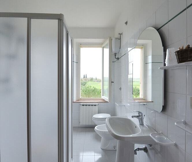 شقة غرفتين, Fattoria Agriturismo Nerbona