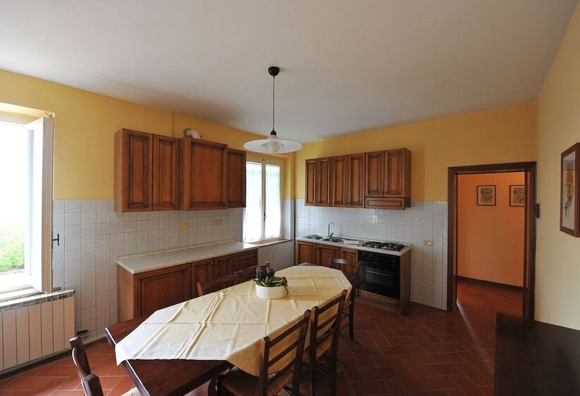 شقة غرفتين, Fattoria Agriturismo Nerbona