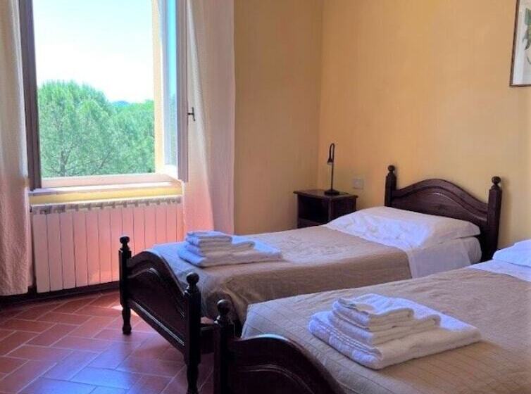 شقة غرفتين, Fattoria Agriturismo Nerbona