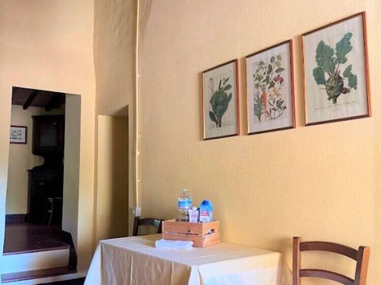 شقة 3 غرف, Fattoria Agriturismo Nerbona