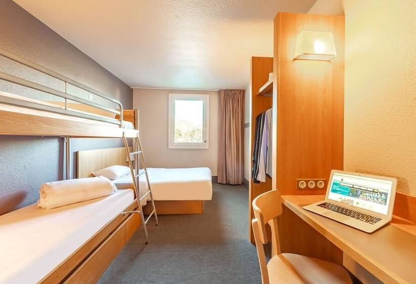 غرفة قياسية رباعية, B&b Hotel Toulon Ollioules