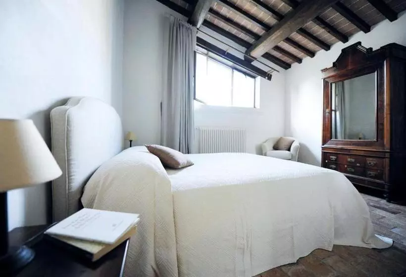 キャビン, Fattoria Agriturismo Nerbona