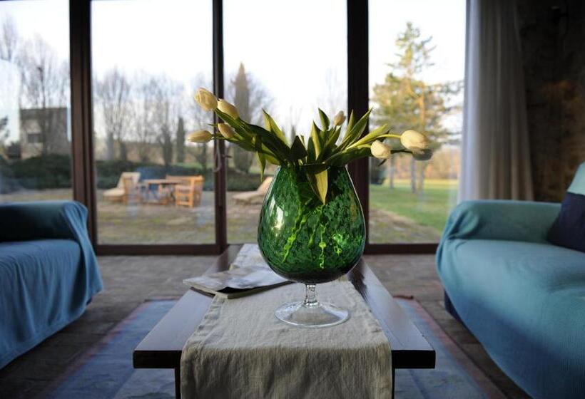 كابينة, Fattoria Agriturismo Nerbona