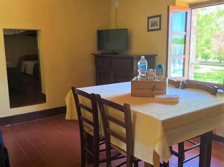 침실 3개 아파트, Fattoria Agriturismo Nerbona