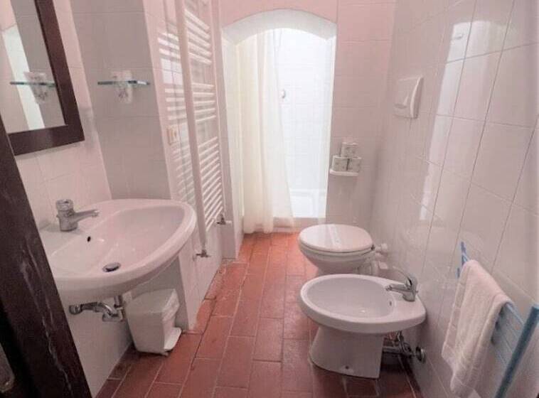 شقة 3 غرف, Fattoria Agriturismo Nerbona