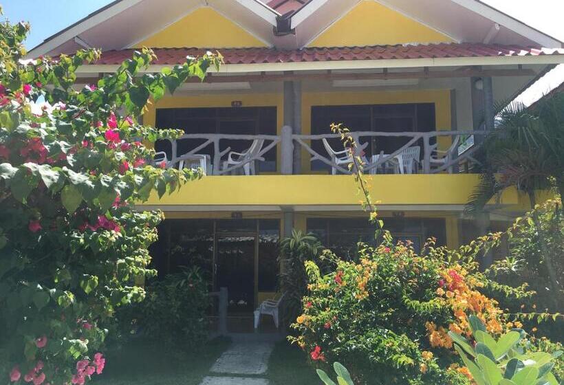 חדר משפחתי, Lanta Garden Home