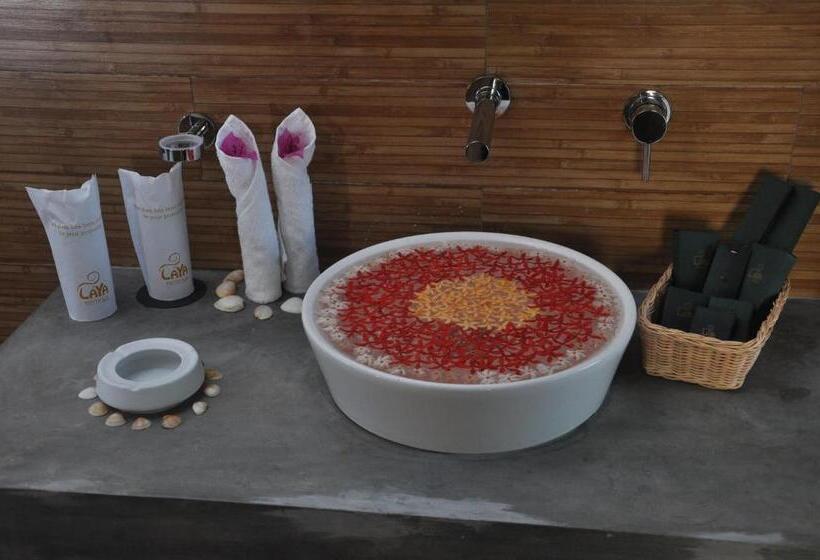 Номер Deluxe Вид на Море с Балконом, Laya Safari Resorts & Spa