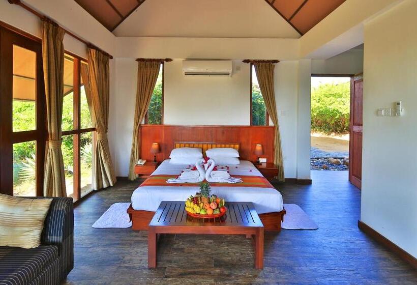 Номер Стандарт, Laya Safari Resorts & Spa