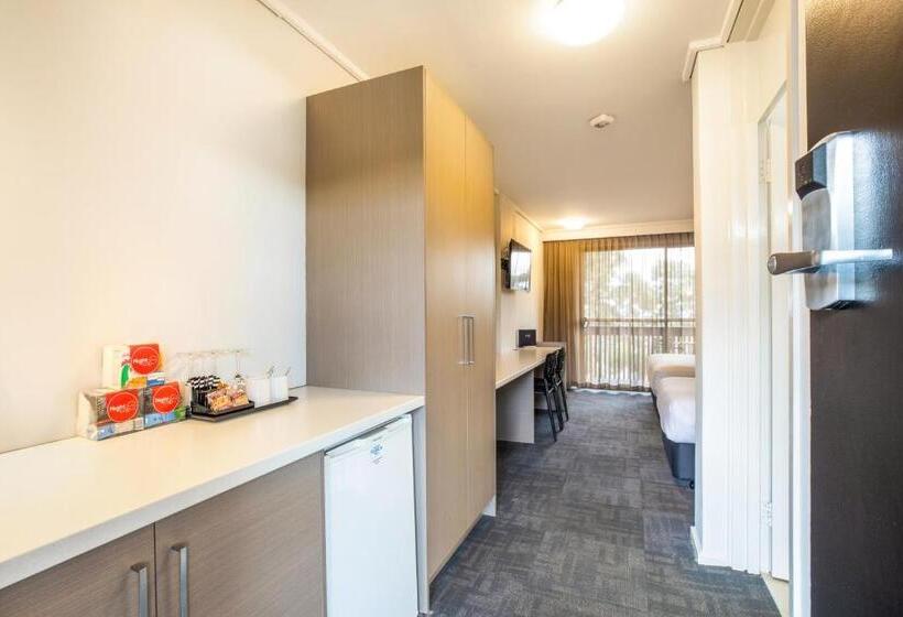 带大床的标准工作室, Nightcap At Shoppingtown