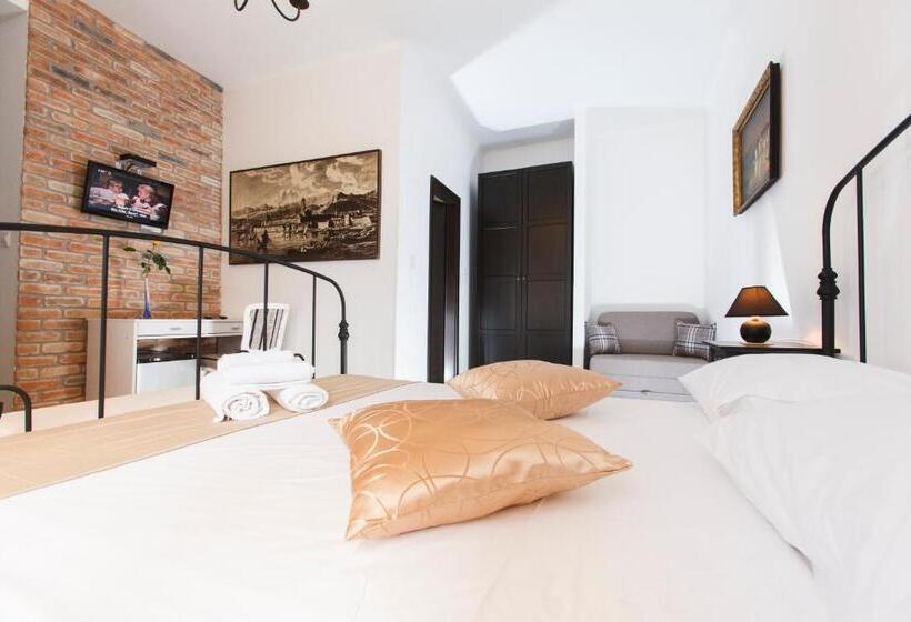Quarto Deluxe com Sacada, Prior Suites Split