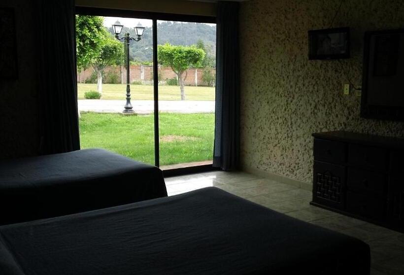 غرفة قياسية سرير كينج, Villa Monarca Inn