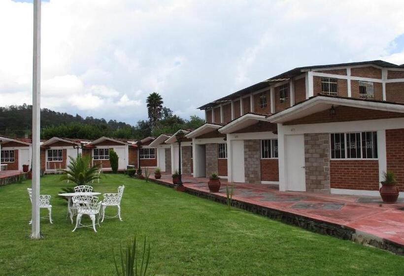 غرفه قياسيه سريرين مزدوجين, Villa Monarca Inn