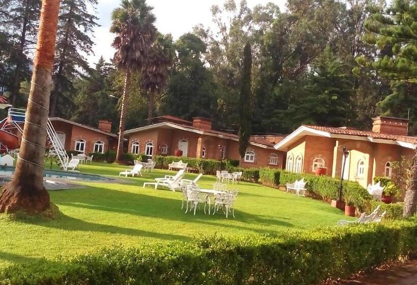 ツーベッドルーム　ヴィラ, Villa Monarca Inn