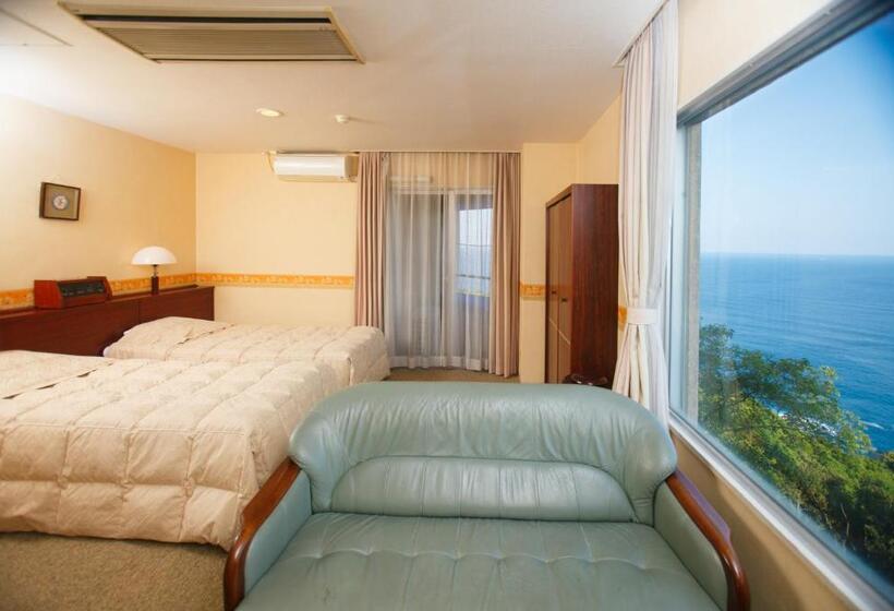Номер Стандарт Вид на Море, Ijika Daiichi Hotel Kagura