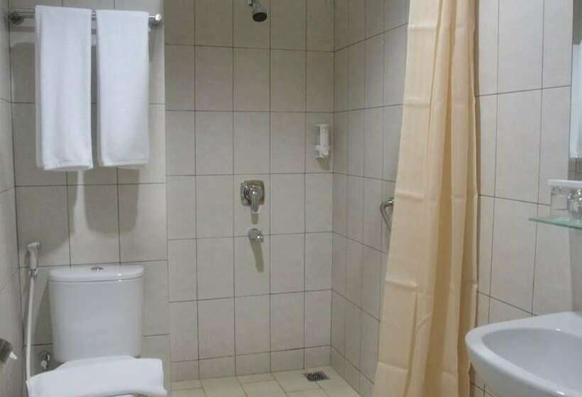 חדר דלוקס, Izi Hotels