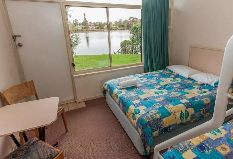 اتاق خانوادگی, Moruya Waterfront Hotel Motel