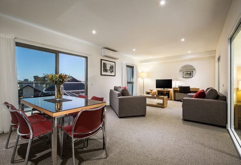 آپارتمان 2 خوابه, Quest Wodonga