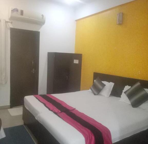 Трехместный Номер Классика, Oyo 82544  Rajni Guest House