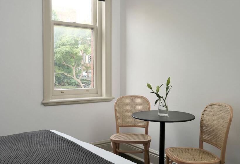 اتاق استاندارد با سرویس بهداشتی مشترک, Dunkirk Hotel Pyrmont