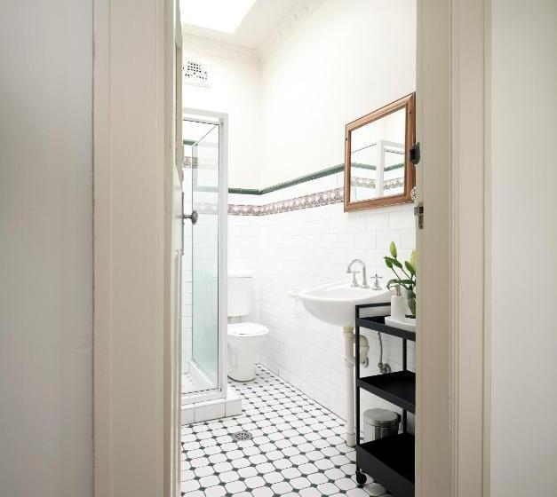 اتاق استاندارد یک تخته با سرویس بهداشتی مشترک, Dunkirk Hotel Pyrmont