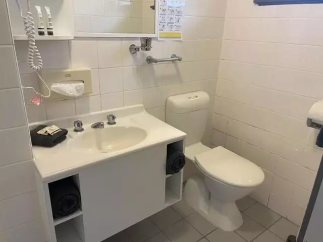 スタンダードルーム, Cooroona Alpine Lodge