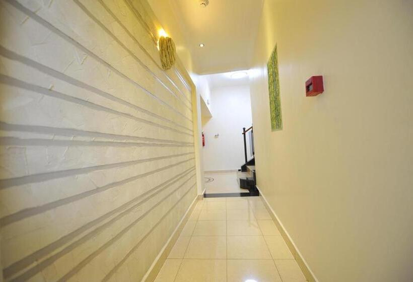 اتاق سوپریور, Gloria