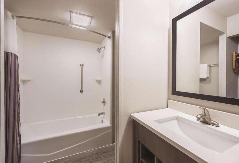 غرفة قياسية سرير كينج, La Quinta By Wyndham Effingham