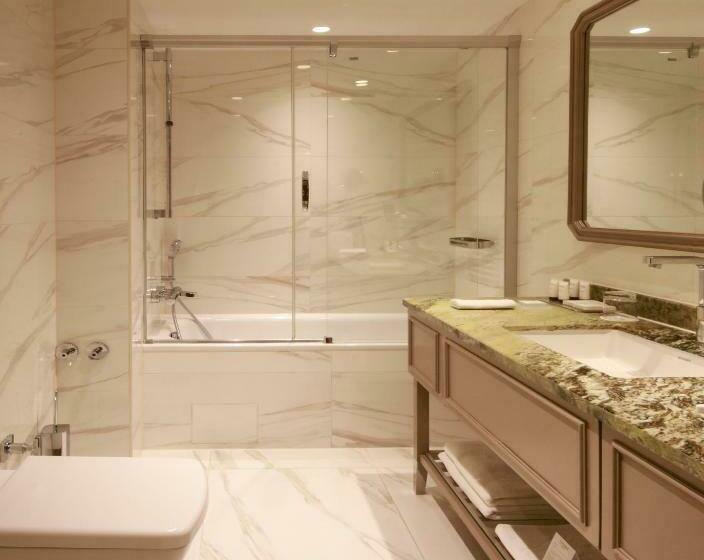 سوییت جونیور, Titanic Chaussee Berlin