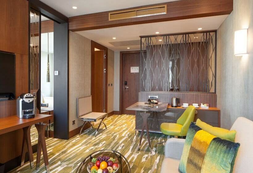 سوییت, Titanic Chaussee Berlin